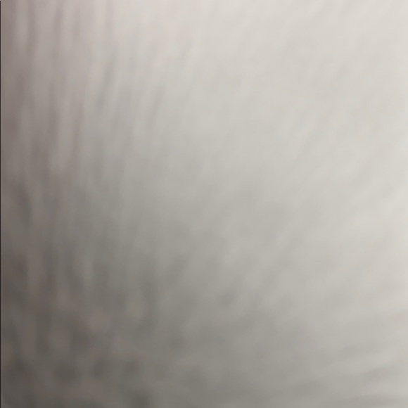 Meet your Posher, Alexis - Picture 1 of 1